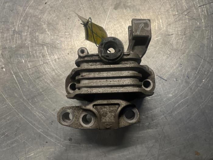 Motorsteun van een Alfa Romeo Giulietta, Auto-onderdelen, Ophanging en Onderstel, Alfa Romeo, Gebruikt, 3 maanden garantie, Ophalen of Verzenden