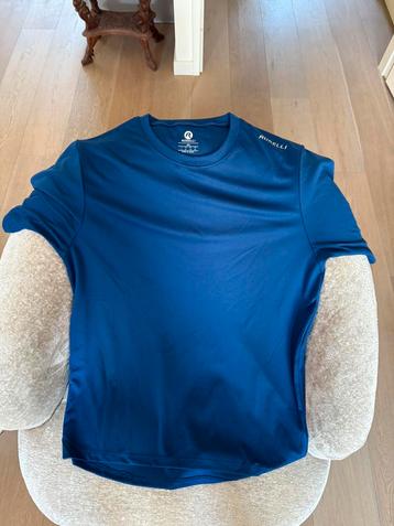 Twee hardloop t shirts Rogelli te koop  beschikbaar voor biedingen