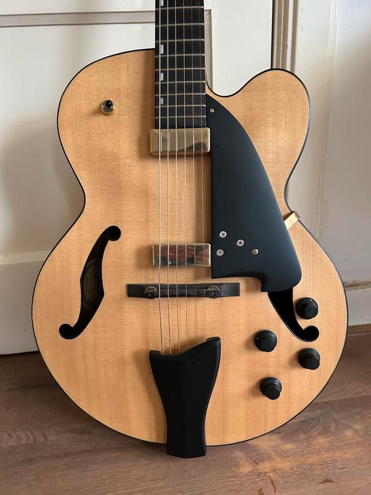 Ibanez AFC 95 NTF Archtop Gitaar (Gretsch - Gibson ES type), Muziek en Instrumenten, Snaarinstrumenten | Gitaren | Elektrisch
