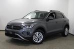 Volkswagen T-Roc 1.0 TSI Life Edition (bj 2025), Voorwielaandrijving, Stof, Gebruikt, Euro 6