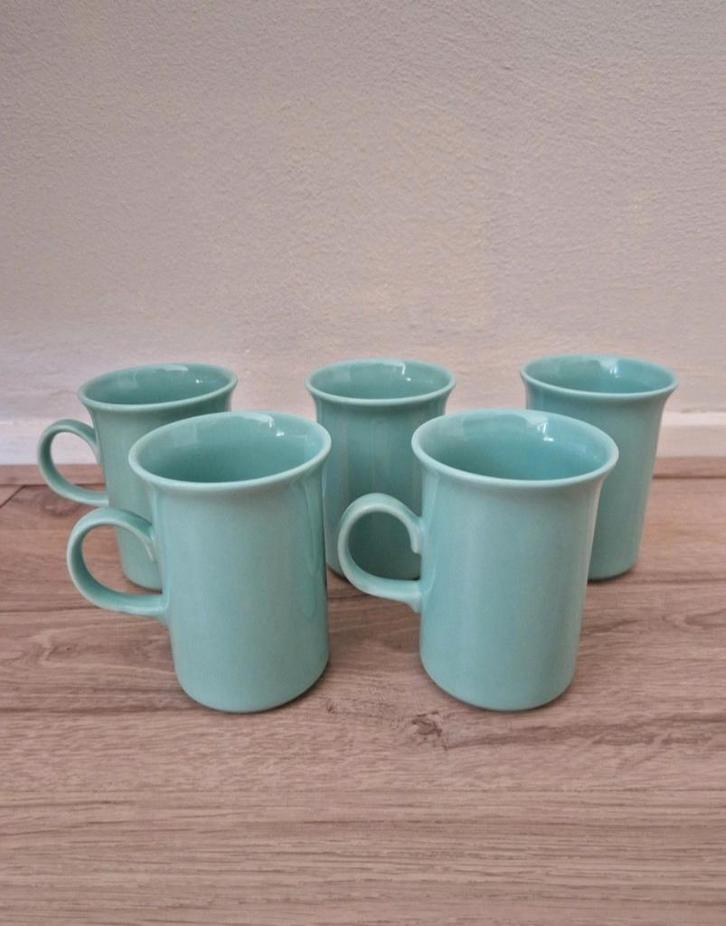 5 Vintage Churchill Mokken - Lichtgroen, Huis en Inrichting, Keuken | Servies, Zo goed als nieuw, Kop(pen) en/of Schotel(s), Overige stijlen