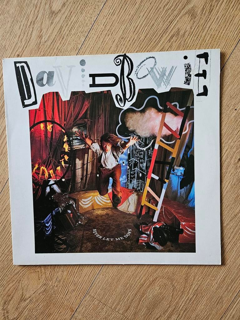 Elpee David Bowie never let me down, Ophalen of Verzenden, 1980 tot 2000, Gebruikt, Overige formaten