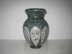 Terraco Draak Beesel Holland vaas ca. 21,5 cm. hoog., Antiek en Kunst, Antiek | Keramiek en Aardewerk, Ophalen of Verzenden
