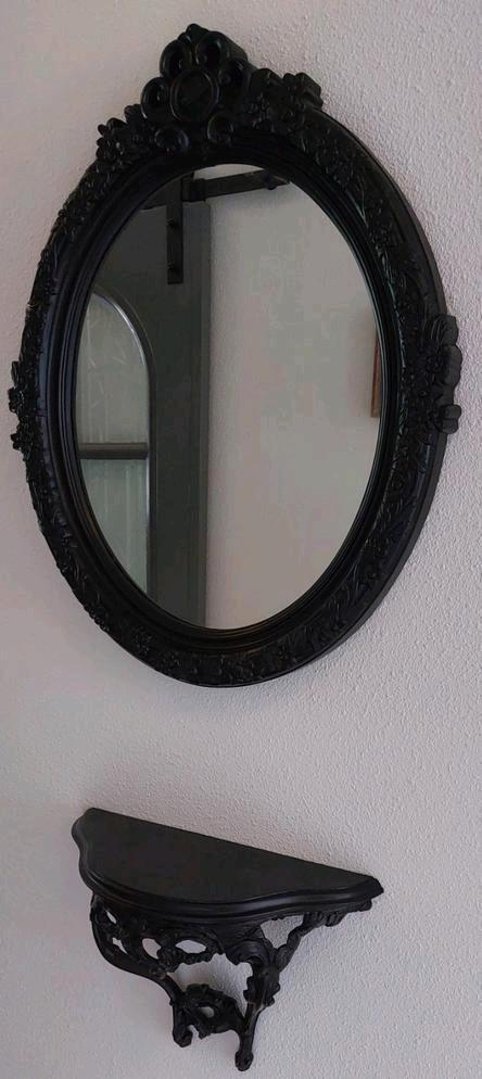 Ovale zwarte spiegel met bijpassend tafeltje, floraal decor, Huis en Inrichting, Woonaccessoires | Spiegels, Gebruikt, 50 tot 75 cm