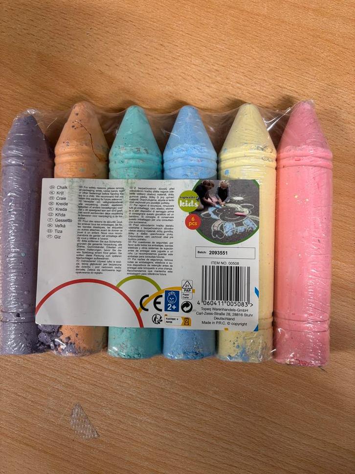 Stoepkrijt - 6 stuks, Kinderen en Baby's, Speelgoed | Educatief en Creatief, Zo goed als nieuw, Knutselen, Ophalen of Verzenden