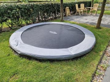 Trampoline Berg 330 beschikbaar voor biedingen