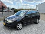 Skoda Fabia Combi 1.4-16V Equipe plus Airco|Cruis|PDC Zwart, Voorwielaandrijving, Gebruikt, 4 cilinders, Parkeersensor