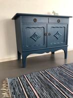 Eikenhouten Zweeds kastje geschilderd in Nordisk Blauw, Ophalen
