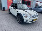 Mini Mini 1.6 Cooper Pepper, Voorwielaandrijving, Gebruikt, 750 kg, 4 cilinders