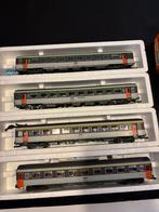 4 x roco sncf rijtuigen in de ovp, Hobby en Vrije tijd, Modeltreinen | H0, Gelijkstroom, Wagon, Ophalen of Verzenden, Zo goed als nieuw