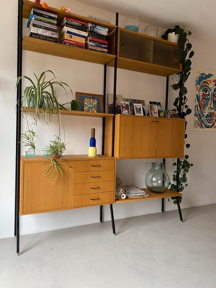 Furnified Scandinavische Stellingkast - Retro Eiken, Huis en Inrichting, Kasten | Stellingkasten, Zo goed als nieuw, Ophalen
