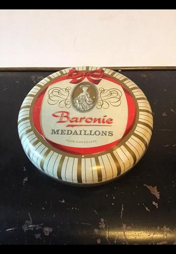 Klein oud blikje v Baronie pure chocolade medaillons 11.3 cm beschikbaar voor biedingen