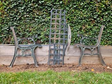 Mooie zware gietijzeren tuinbakset  beschikbaar voor biedingen