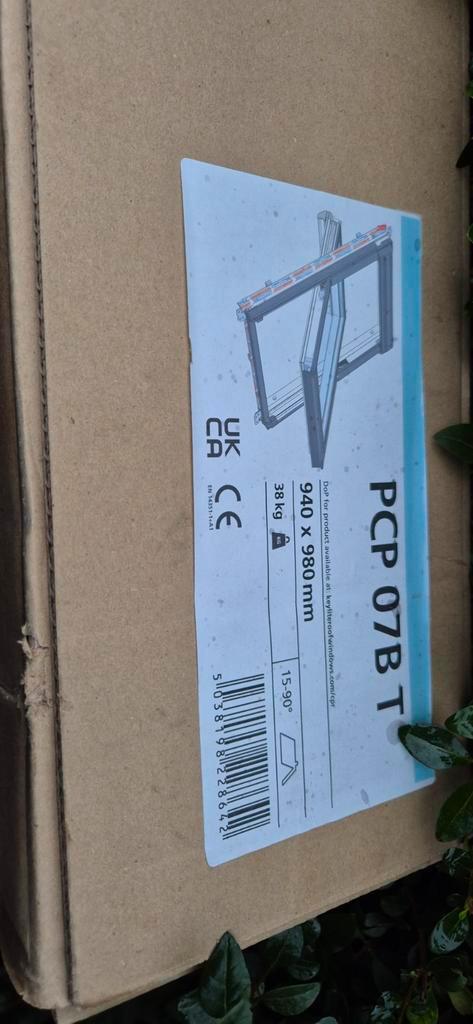 Nieuwe Keylite Dakraam PCP07BT 949x980cm, Doe-het-zelf en Verbouw, Deuren en Horren, Ophalen