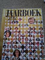 Jaarboek vorsten 2016 koninklijk huis, Ophalen of Verzenden, Zo goed als nieuw, Tijdschrift of Boek
