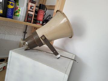vintage horn speaker in top staat beschikbaar voor biedingen
