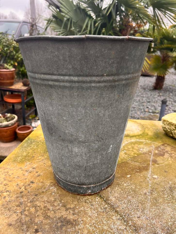 Zinken emmer / plantenbak - gebruikt, Tuin en Terras, Kruiwagens, Gebruikt, Handmatig, Ophalen of Verzenden