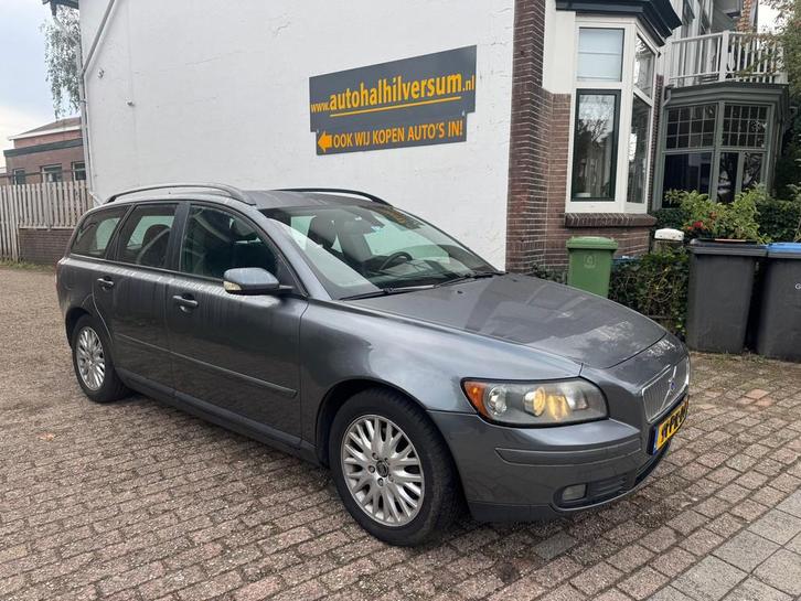 Volvo V50 2.4 Momentum, Auto's, Volvo, Bedrijf, Te koop, V50, ABS, Airbags, Airconditioning, Boordcomputer, Centrale vergrendeling