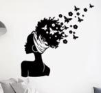 Grote muursticker Afrikaanse vrouw vlinders zwart (57x57cm), Huis en Inrichting, Ophalen of Verzenden, Nieuw