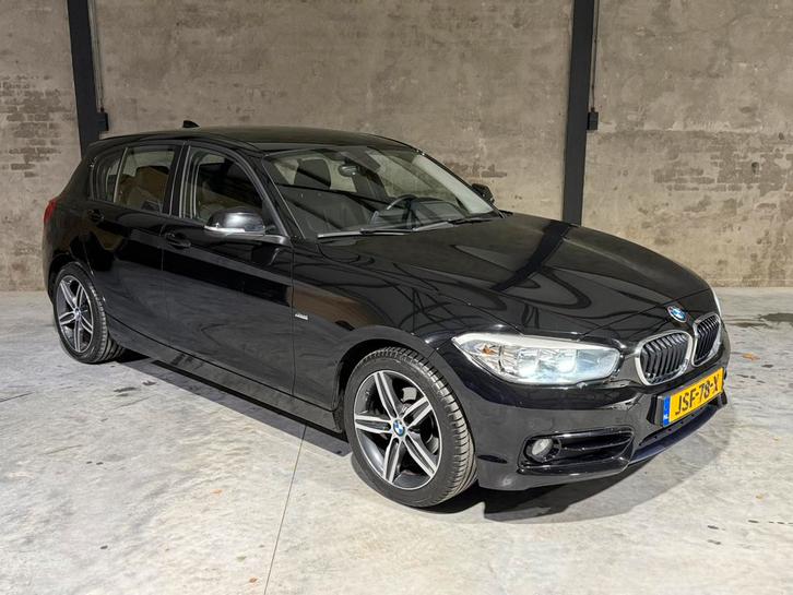 BMW 1-Serie 118i Automaat | Sport | PDC | Stoelverw. | Leder, Auto's, BMW, Bedrijf, 1-Serie, Adaptieve lichten, Airbags, Airconditioning