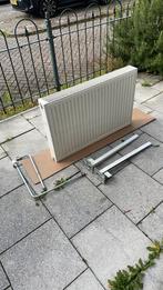 Te koop mooie  radiator met op hang beugel, Ophalen, 30 tot 80 cm, Radiator, Zo goed als nieuw