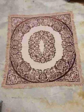 Kleed tafelkleed oudroze paars velvet 138/129 beschikbaar voor biedingen