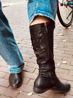 Zwarte leren laarzen maat 41 - Sexy & Modieus!, Kleding | Dames, Schoenen, Ophalen of Verzenden, Zo goed als nieuw, Zwart, Hoge laarzen