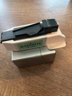 Sigarettenmaker mascotte met sigaretten doosje, Ophalen of Verzenden, Tabaksdoos of Verpakking