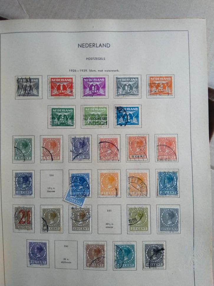 Aangeboden postzegelverzameling Nederland en Buitenland., Postzegels en Munten, Postzegels | Toebehoren, Ophalen