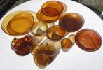 Vintage Sierra Arcoroc Servies Amber Borden Kopjes Schaal, Ophalen of Verzenden, Glas, Overige stijlen, Bord(en)