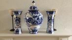 Groot Delftsblauw handpainted kaststel 3 delig, Antiek en Kunst, Antiek | Vazen, Ophalen of Verzenden
