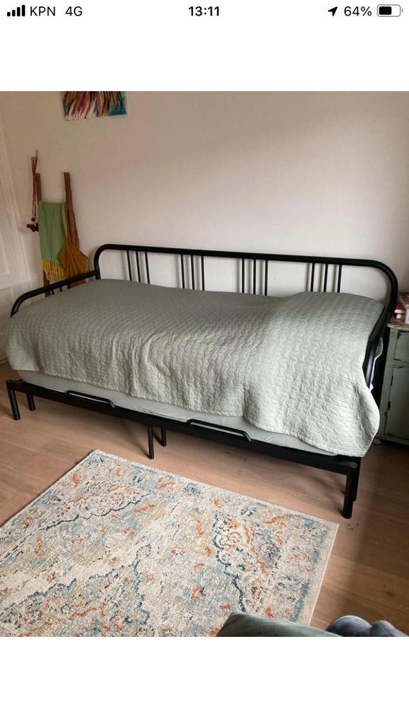 Fyresdal Uitschuifbed - Ideaal als logeerbed! Zonder matras, Antiek en Kunst, Antiek | Meubels | Bedden, Ophalen