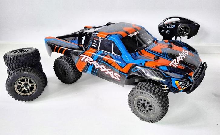Traxxas Slash 4x4 Ultimate, Hobby en Vrije tijd, Modelbouw | Radiografisch | Auto's, Zo goed als nieuw, Auto offroad, Elektro