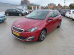 Peugeot 308 1.2 Puretech panoramadak 2015 Rood, Auto's, Voorwielaandrijving, Euro 6, 1199 cc, 1165 kg