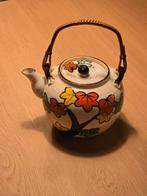 Antieke Japanse theepot met rieten handvat en bloemendecor, Antiek en Kunst, Antiek | Porselein, Ophalen of Verzenden