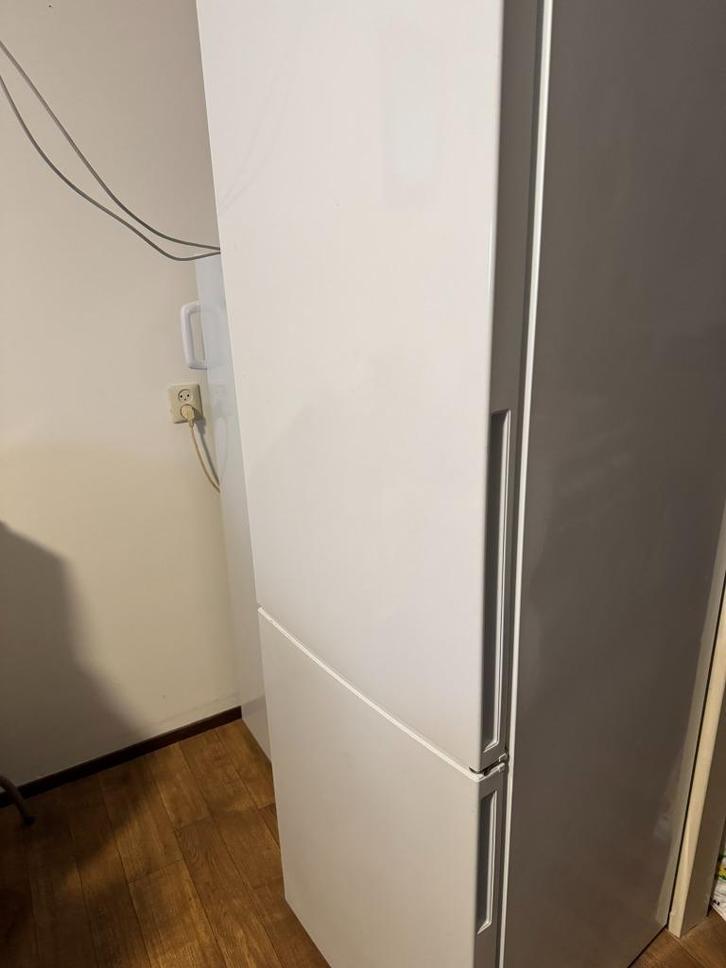 Bosch koel vries combinatie KGE39AWCA Serie 6, Witgoed en Apparatuur, Koelkasten en IJskasten, Gebruikt, Met aparte vriezer, 200 liter of meer