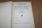 Leerboek der meubelstijlen. Oude uitgave 1947., Ophalen of Verzenden, Gelezen