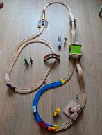 Houten treinbaan oa Brio, hijskraan en bruggen, Kinderen en Baby's, Speelgoed | Houten speelgoed, Ophalen, Gebruikt, Overige typen