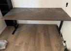 Bureau Eiken, Huis en Inrichting, Bureaus, Ophalen, In hoogte verstelbaar, Zo goed als nieuw, Bureau