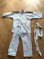 Karatepak maat 110 (5 jaar) met ongebruikt bitje maat Junior, Maat XS of kleiner, Vechtsportpak, Ophalen of Verzenden, Zo goed als nieuw