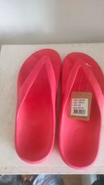 Nieuwe Aussi Soles Starfish flipflops slippers rood maar 43, Ophalen of Verzenden, Nieuw, Overige kleuren