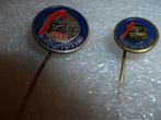 1 Metaal & 1 Koper Lokomotive Voetbal Speldjes., Verzamelen, Speldjes, Pins en Buttons, Ophalen of Verzenden, Zo goed als nieuw