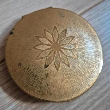 Stratton poederdoosje  beschikbaar voor biedingen