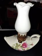 Oude olielamp met rozenmotief, Antiek en Kunst, Antiek | Lampen, Ophalen of Verzenden