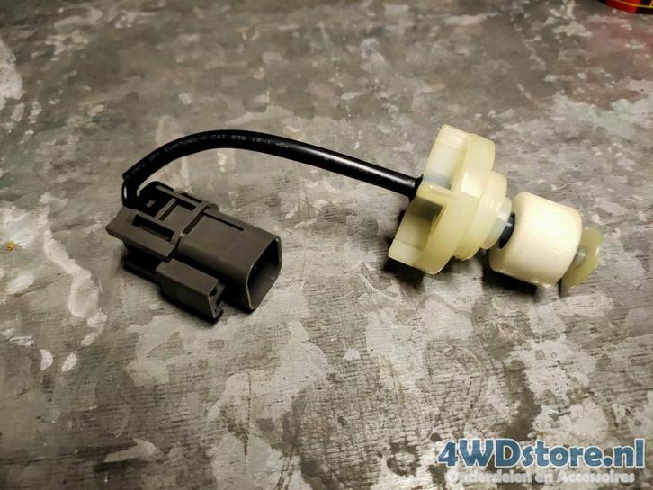 Nissan Hardbody D21 Brandstofsensor 1641240L01, Auto-onderdelen, Elektronica en Kabels, Nieuw, Ophalen of Verzenden