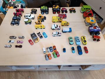 Hot wheels, Welly  en overige alles voor 20 euro beschikbaar voor biedingen