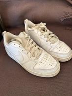 NIKE schoenen dames Mt36, Wit, Nike, Ophalen of Verzenden, Sneakers of Gympen