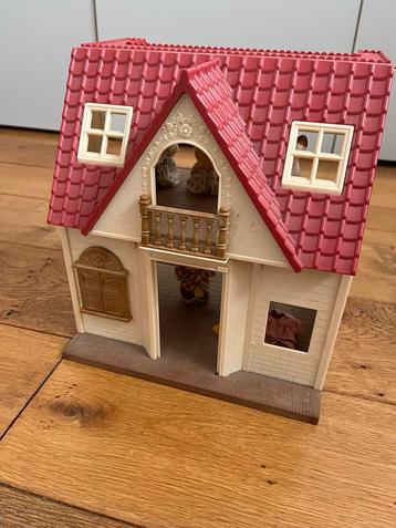 Sylvanian Families Huis + Poppetjes beschikbaar voor biedingen