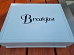Prachtig ontbijt servies 4 delig Mooie set is nieuw NIEUW, Huis en Inrichting, Nieuw, Ophalen of Verzenden, Overige stijlen, Porselein