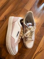 Ellesse schoenen, Ophalen of Verzenden, Zo goed als nieuw, Schoenen
